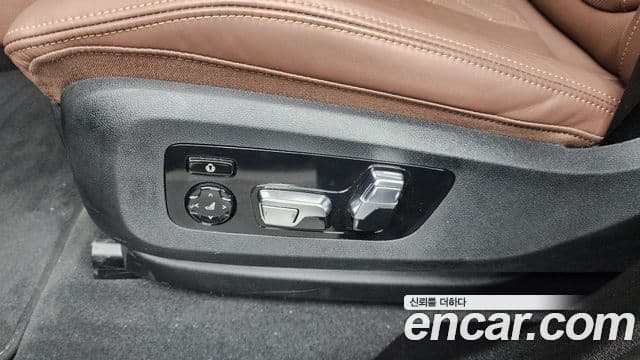 BMW X6 2025 — Photo 1/33
