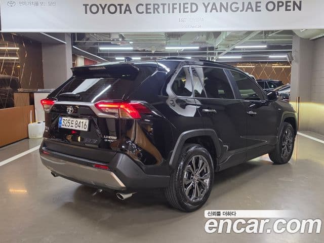 Toyota RAV4 2025 — ფოტო 1/19