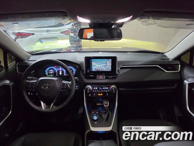 Toyota RAV4 2025 — ფოტო 10/19