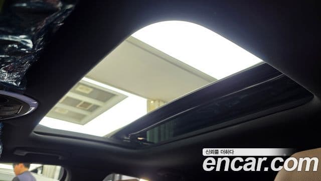 Genesis G70 2018 — ფოტო 19/20