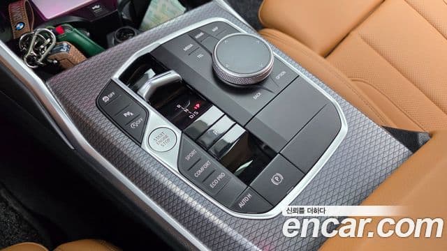 BMW 3 Series 2024 — Şəkil 9/20