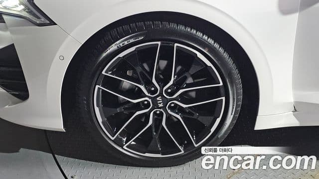 Kia K5 2021 — Şəkil 5/20