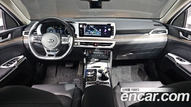 Kia K5 2021 — Şəkil 7/20