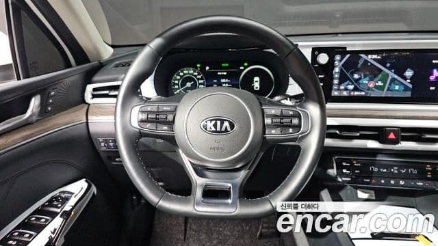 Kia K5 2021 — Şəkil 11/20
