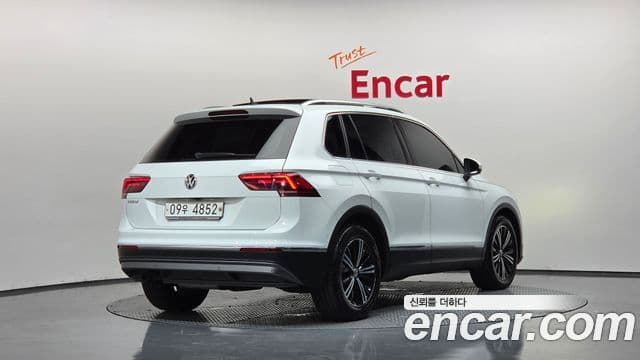 Volkswagen Tiguan 2018 — Şəkil 2/20