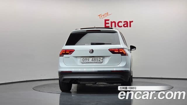 Volkswagen Tiguan 2018 — Şəkil 4/20