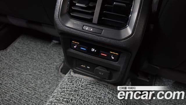 Volkswagen Tiguan 2018 — Photo 32/35