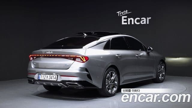 Kia K5 2021 — Şəkil 2/20