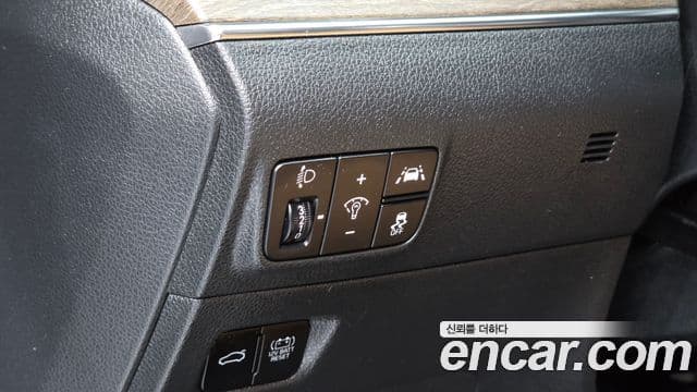Kia K5 2021 — Şəkil 15/20