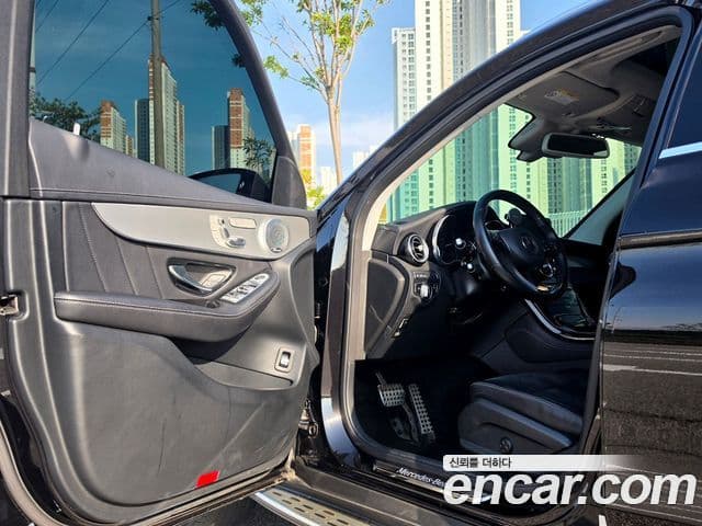 Mercedes-Benz GLC-Class 2019 — Şəkil 9/12