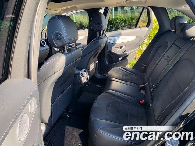 Mercedes-Benz GLC-Class 2019 — Şəkil 10/12