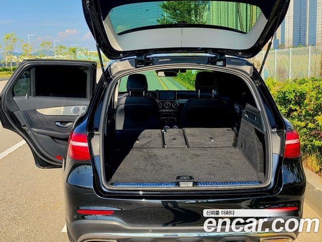 Mercedes-Benz GLC-Class 2019 — Şəkil 12/12
