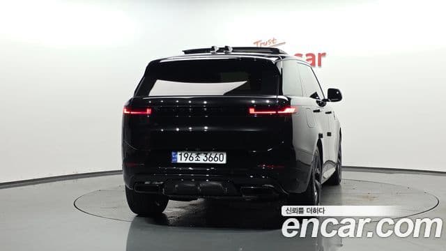 Land Rover Range Rover Sport 2025 — ფოტო 4/20