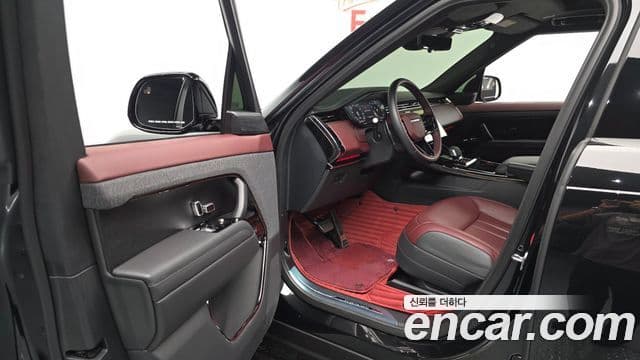Land Rover Range Rover Sport 2025 — ფოტო 10/20