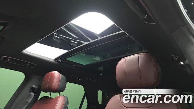 Land Rover Range Rover Sport 2025 — Photo 24/38