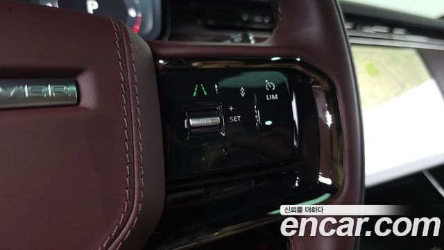 Land Rover Range Rover Sport 2025 — Photo 34/38