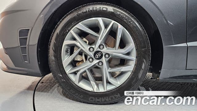 Hyundai Sonata 2021 — ფოტო 5/20