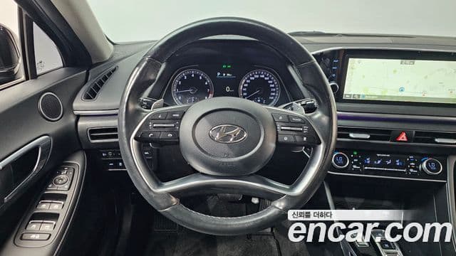 Hyundai Sonata 2021 — ფოტო 12/20