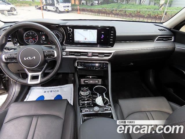 Kia K5 2022 — ფოტო 6/20