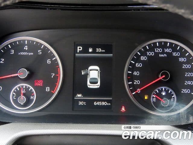 Kia K5 2022 — ფოტო 8/20