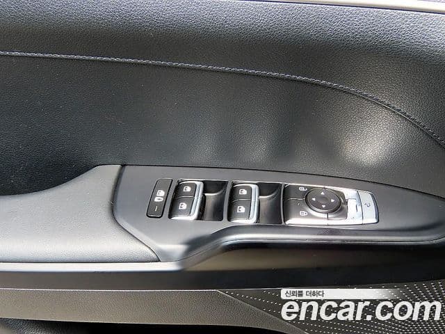 Kia K5 2022 — ფოტო 10/20