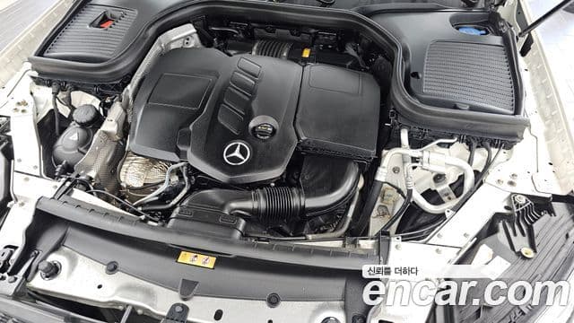 Mercedes-Benz GLC-Class 2023 — Şəkil 14/20