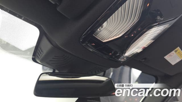 BMW 5 Series 2018 — ფოტო 11/20