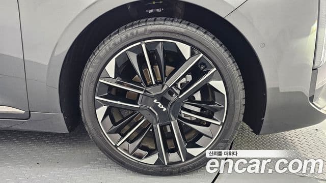 Kia K8 2025 — Photo 21/31
