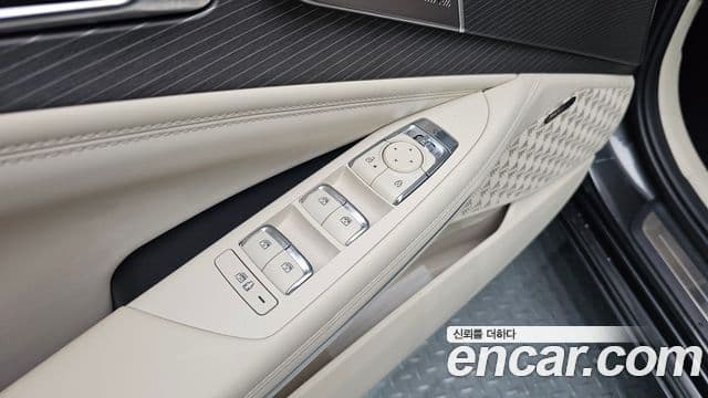 Kia K8 2025 — Photo 24/31