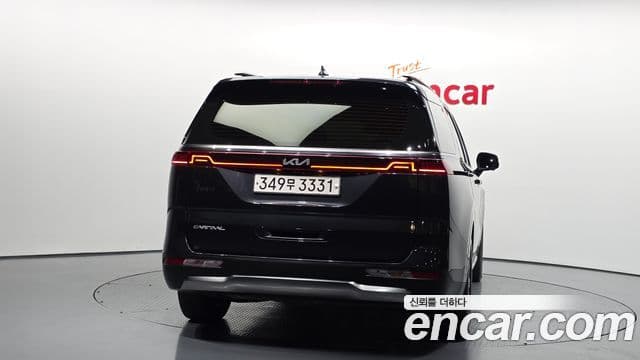 Kia Carnival 2022 — Фото 4/20