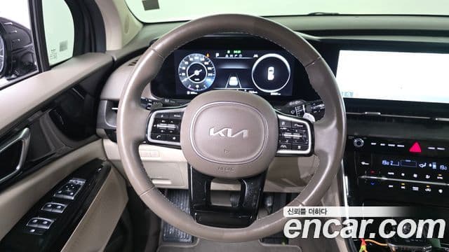 Kia Carnival 2022 — Фото 13/20