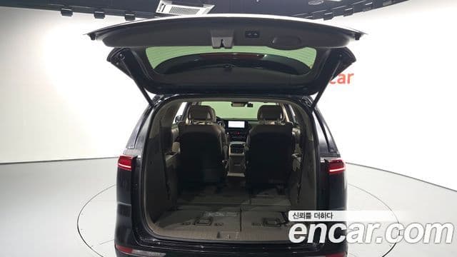 Kia Carnival 2022 — Фото 20/20