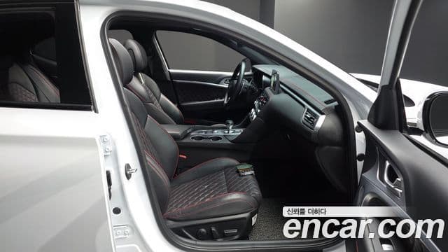 Genesis G70 2019 — Şəkil 31/37