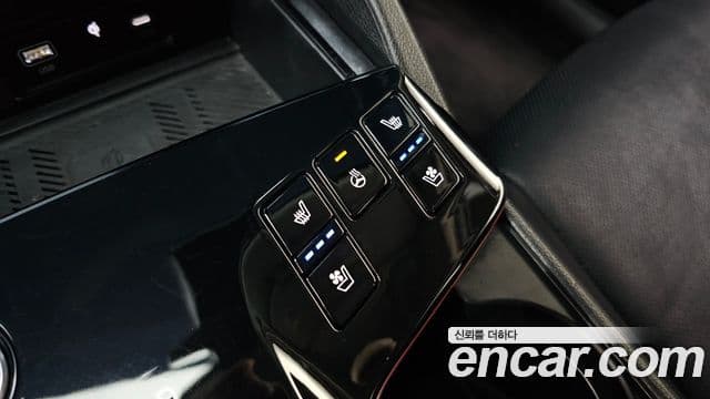 Kia Sportage 2022 — ფოტო 14/20