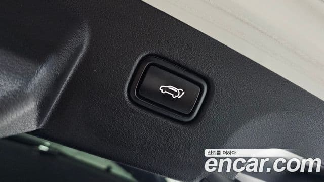 Kia Sportage 2022 — ფოტო 16/20