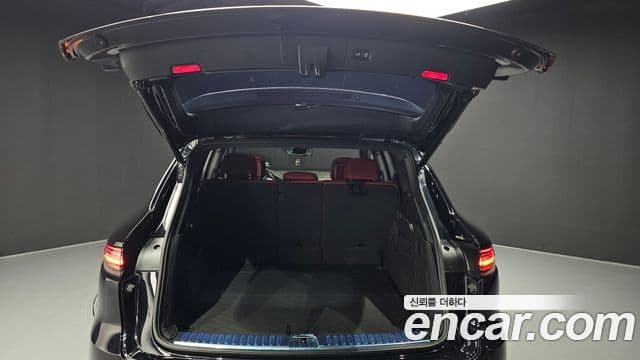 Porsche Cayenne 2022 — Şəkil 20/20