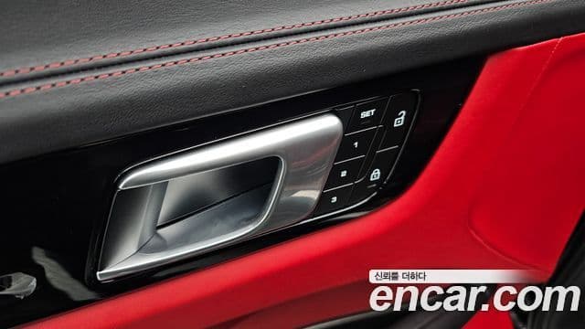 Porsche Cayenne 2022 — Photo 38/38