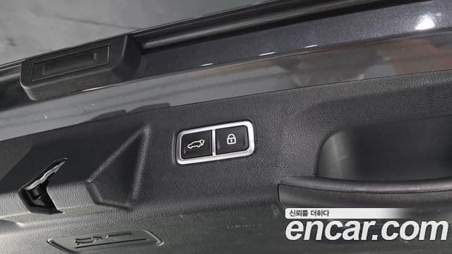 Kia Sorento 2021 — ფოტო 20/20