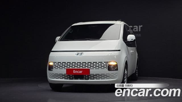 Hyundai Staria 2023 — Şəkil 3/20