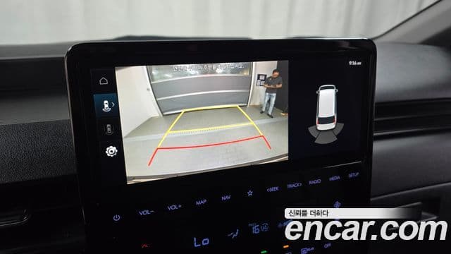 Hyundai Staria 2023 — Şəkil 14/20