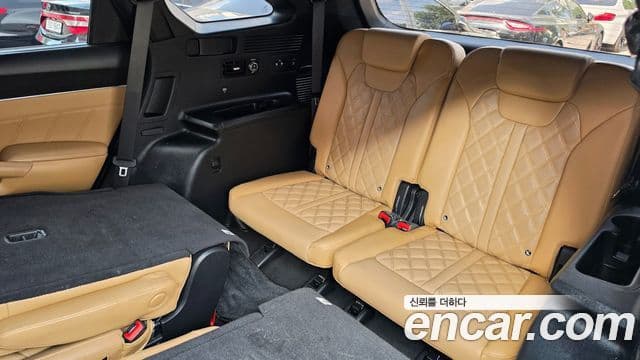Kia Sorento 2021 — ფოტო 16/40