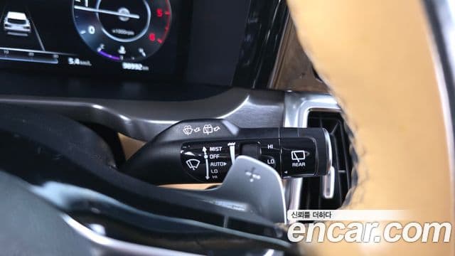 Kia Sorento 2021 — ფოტო 21/40