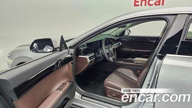 Hyundai Grandeur 2023 — ფოტო 10/20