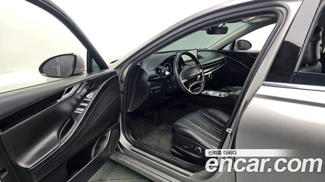 Genesis Electrified G80 2022 — Şəkil 10/20