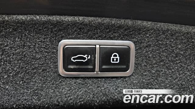 Genesis Electrified G80 2022 — Şəkil 18/20