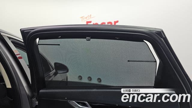 Genesis Electrified G80 2022 — Şəkil 19/20