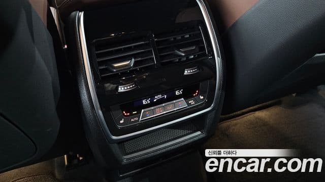 BMW X6 2025 — Photo 32/34