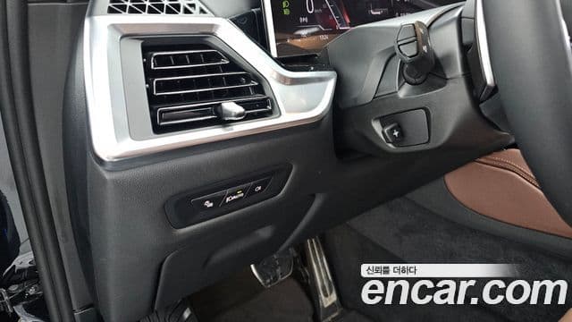BMW X6 2025 — Photo 9/34