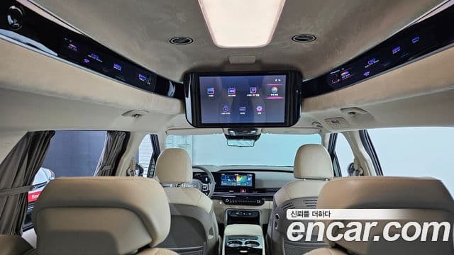 Kia Carnival 2024 — Şəkil 19/20