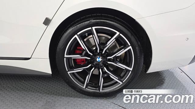 BMW 4 Series 2025 — Photo 4/34